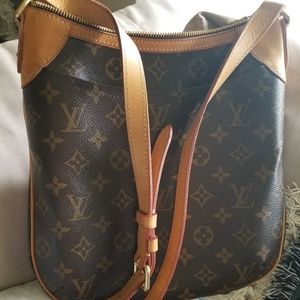 Authentic Louis Vuitton Odeon